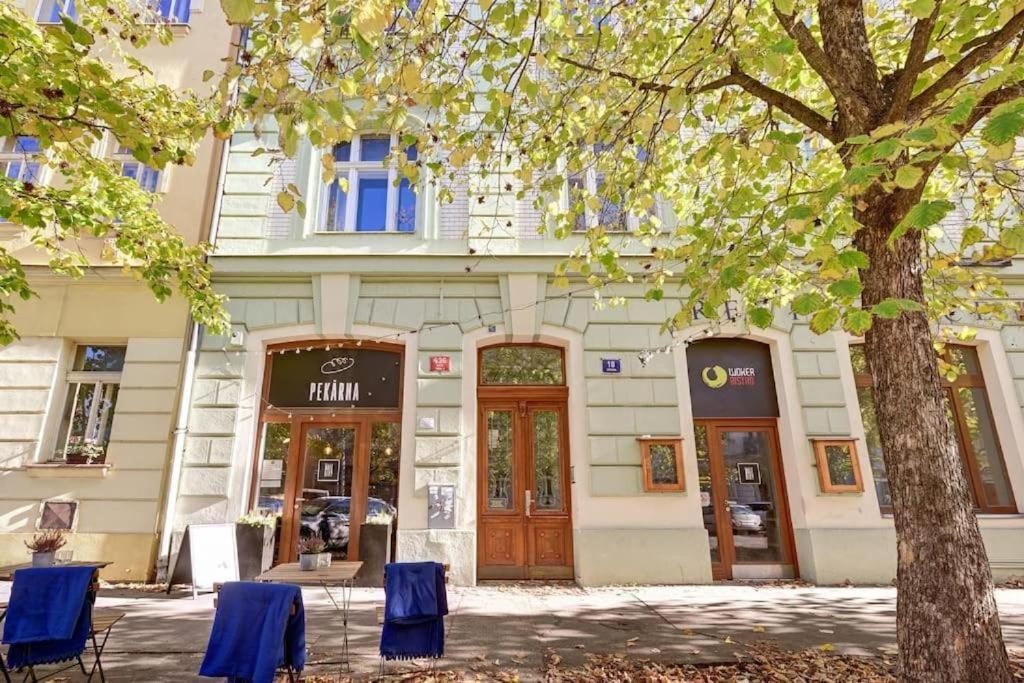 Da Ve - Da Toi Apartment Praha Bagian luar foto
